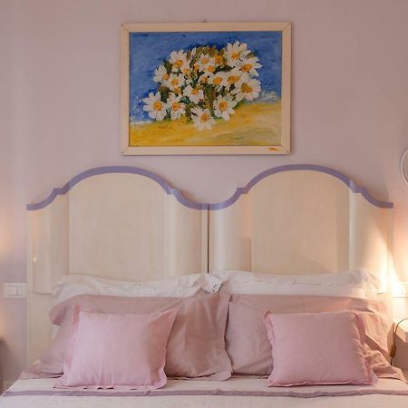 Tre Civette Sul Como Bed and Breakfast Marina di Massa Εξωτερικό φωτογραφία