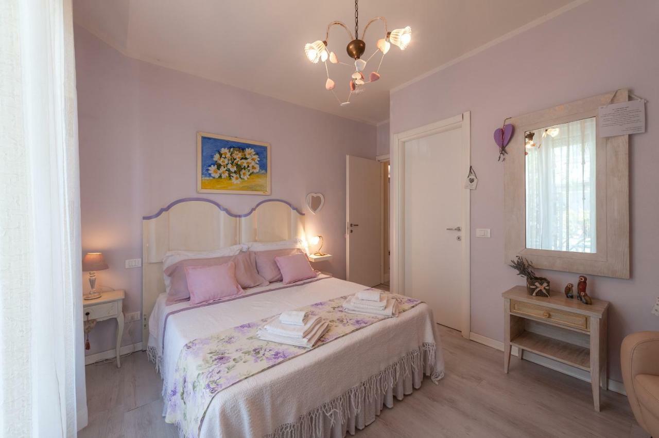 Tre Civette Sul Como Bed and Breakfast Marina di Massa Εξωτερικό φωτογραφία